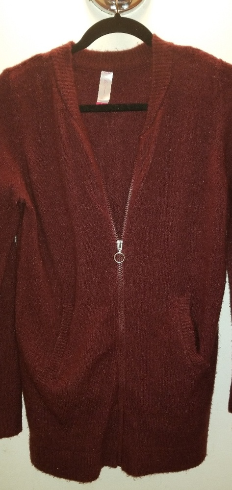 Maroon fuzzy soft cardigan